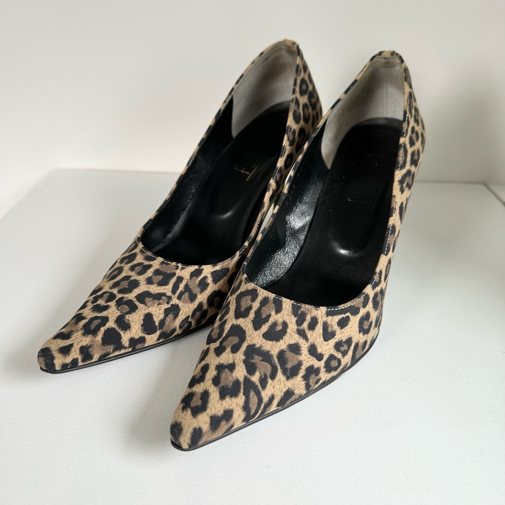 Pre-owned Leopard Print Pointed Toe 3.5" High Heels SIZE US 7.5 / 24cm